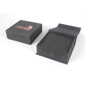 Customized black jewelry packaging